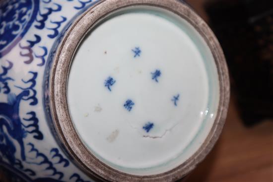 A Chinese blue and white vase, 19th century height 31cm